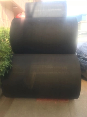 10 - 1000kg 円筒型ゴムフェンダー 海環境を保護する高エネルギー吸収器