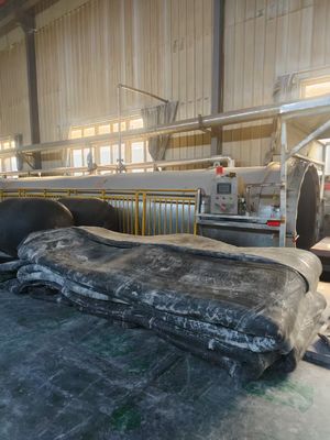 直径 30-5000mm ローリングまたはリフティング装置の最大効率のための船舶発射エアバッグ