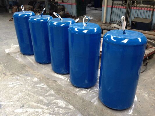 優れた弾性と海洋環境ストレスへの耐性を特徴とする、海洋フェンダーPUポリウレタンフォームラバー